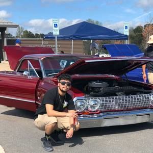 Meet your Posher, Alejandro